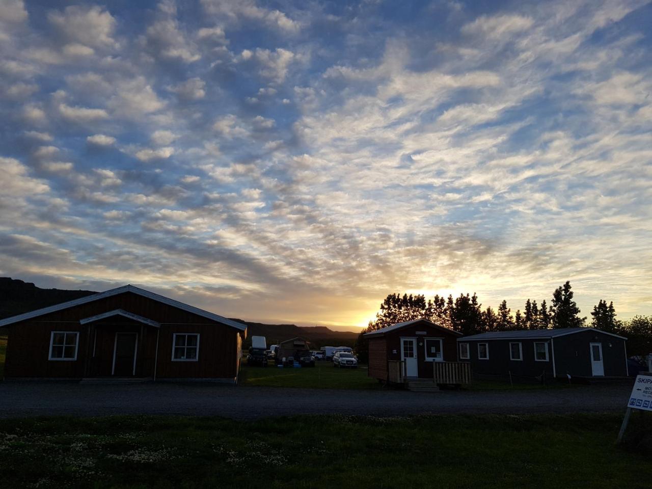 Skipalaekur Guesthouse Egilsstadir Bagian luar foto