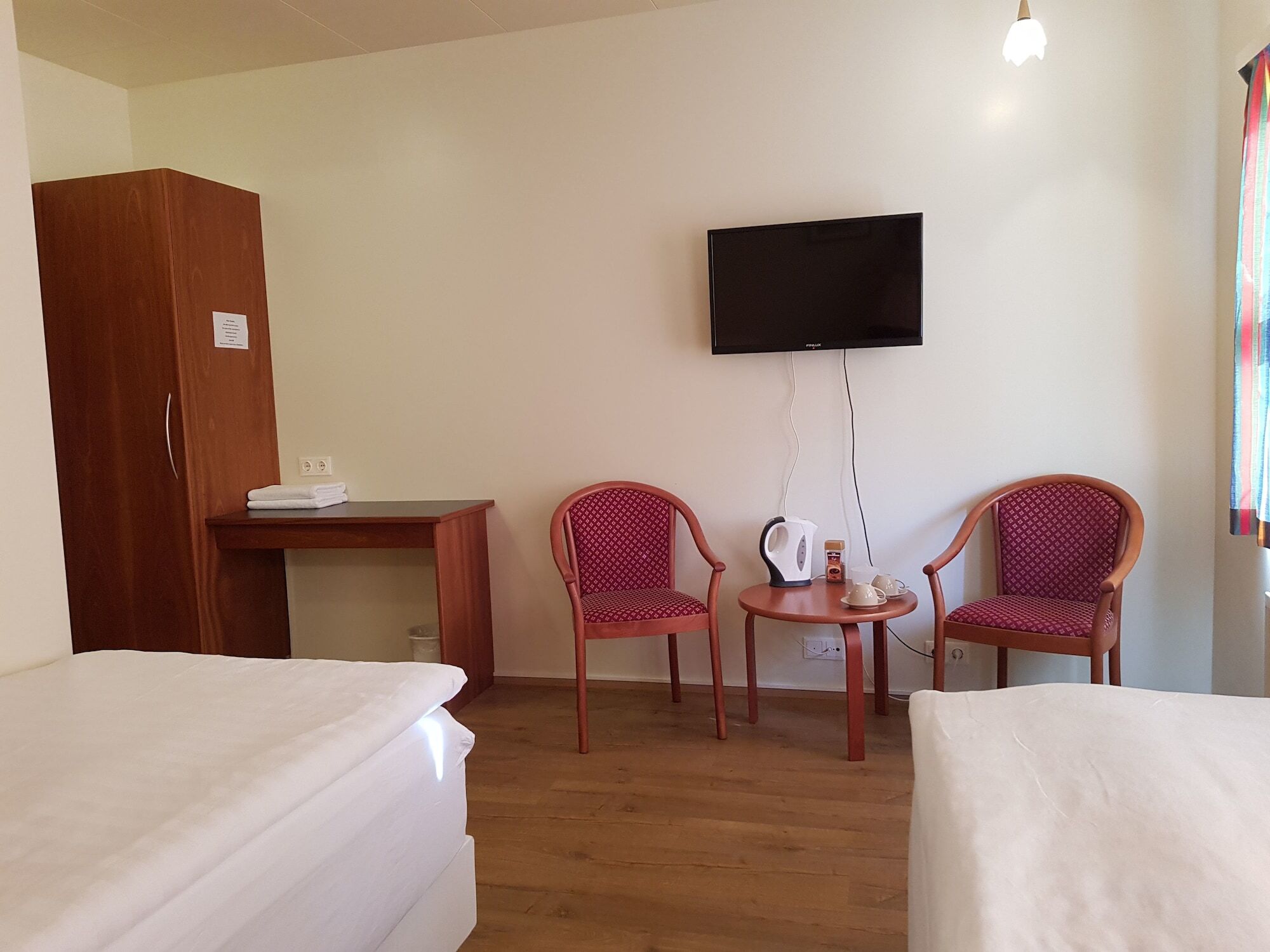 Skipalaekur Guesthouse Egilsstadir Bagian luar foto